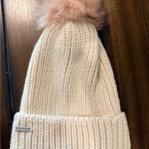 Steve Madden Knit Pom-Pom Beanie